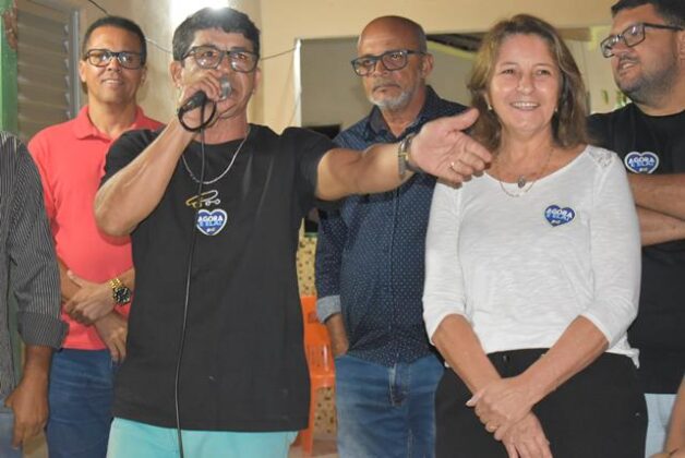 Pré-Candidata Cida Moura Fortalece Laços com Moradores do Vila Rosa