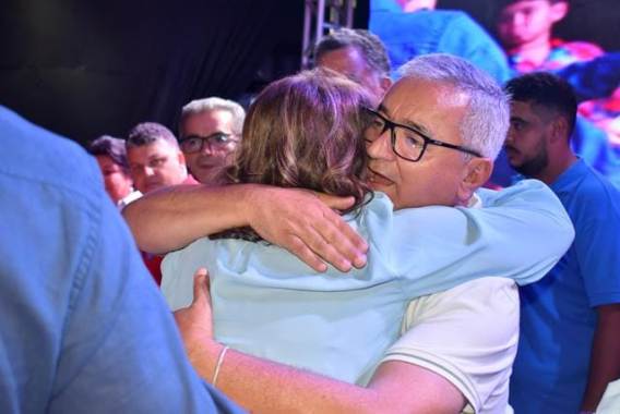 ITAPETINGA | SOLIDARIEDADE FECHA COM CIDA MOURA E JOÃO DE DEUS