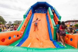 MAIS DE 10 MIL PESSOAS CURTIRAM UM DIA DAS CRIANÇAS ESPECIAL NO PARQUE DA LAGOA - Fala Livre