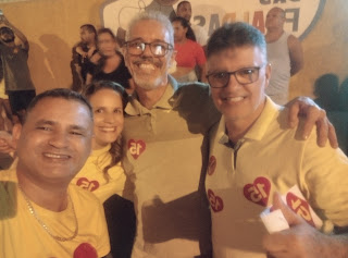 MULTIDÃO LOTA AS RUAS E O PARQUE DA LAGOA NA CAMINHADA DO TIOZÃO, COM A PRESENÇA DE ACM NETO