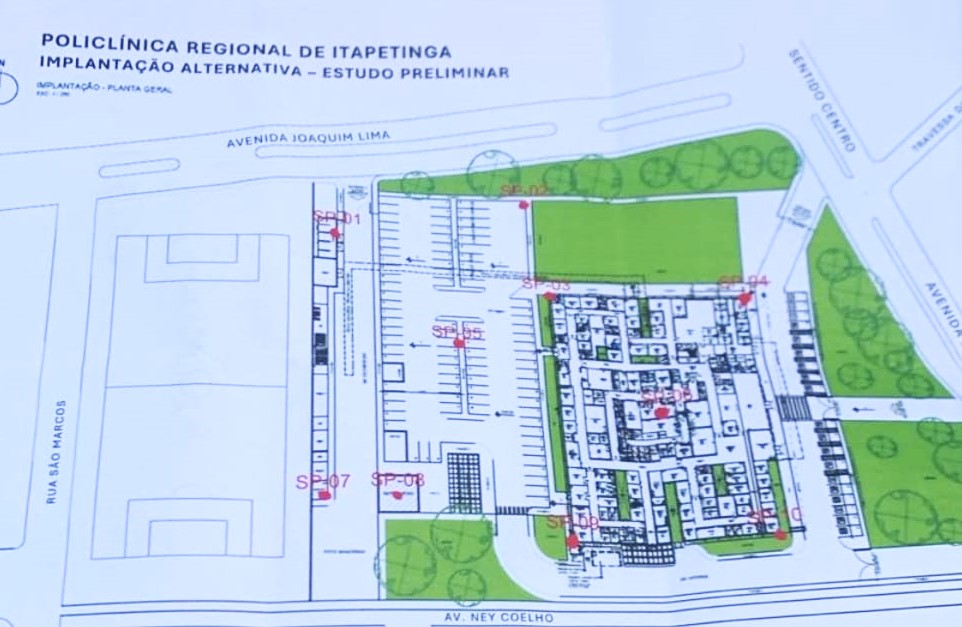 ITAPETINGA | CONSTRUÇÃO DA POLICLÍNICA PRESERVA ESPAÇO PARA CAMPO DE FUTEBOL NO AMÉRICO NOGUEIRA