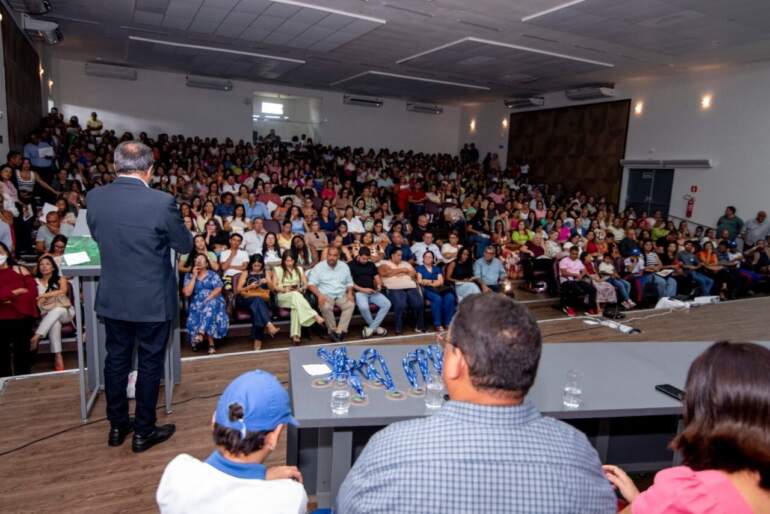 REDE MUNICIPAL INICIA JORNADA PEDAGÓGICA 2025 FALANDO SOBRE SAÚDE MENTAL - Fala Livre