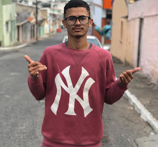 ENTREGADOR DO MERCADO LIVRE MORRE EM GRAVE ACIDENTE ENTRE ITAPETINGA /ITAMBÉ