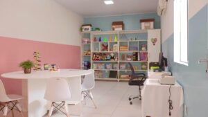 ITAPETINGA : ESCOLA CLERO PEDREIRA É TOTALMENTE REVITALIZADA E TERÁ ENTREGA DA REFORMA NESTA QUINTA-FEIRA COM PRESENÇA DO PREFEITO EDUARDO HAGGE E DO VICE PREFEITO ALÉCIO CHAVES - Fala Livre