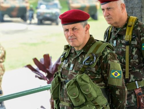 EXÉRCITO VETA MANIFESTAÇÕES EM QUARTÉIS DURANTE JULGAMENTO DE BOLSONARO
