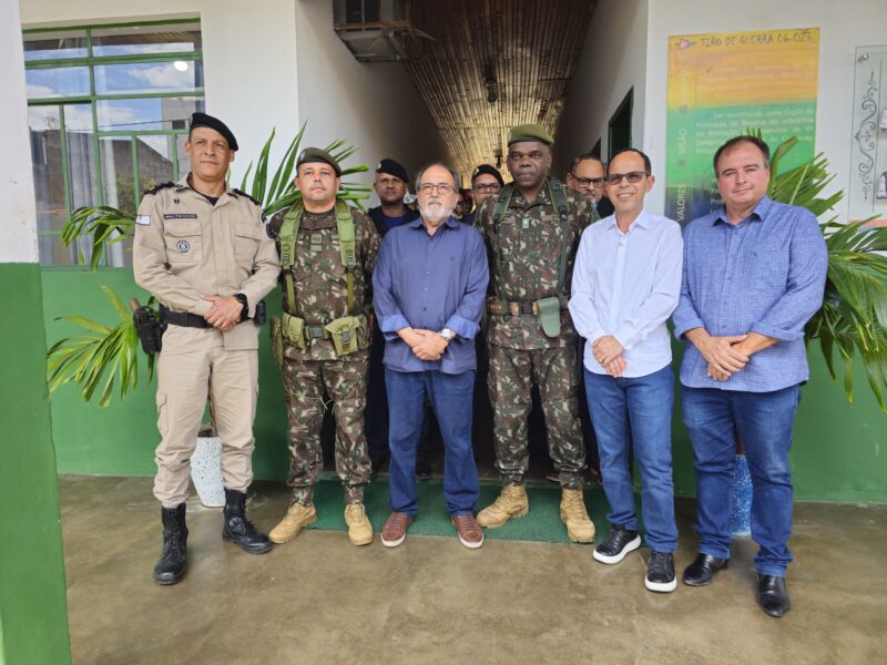 General do Exército Visita Itapetinga e Reforça Laços com a Cidade