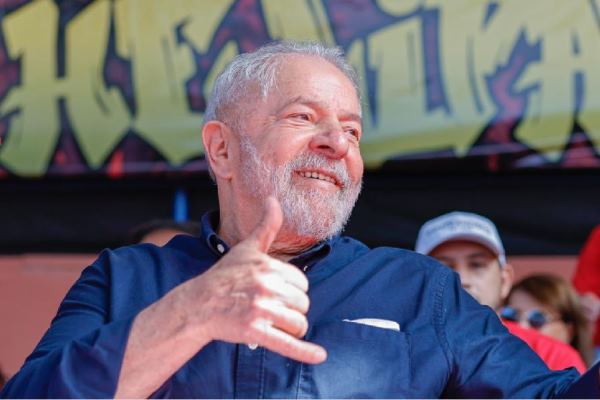LULA QUER TARIFA ZERO NO TRANSPORTE PÚBLICO EM TODO O PAÍS
