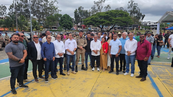 MÉDIO SUDOESTE | GOVERNO DO ESTADO ENTREGA 28 NOVAS VIATURAS À REGIÃO