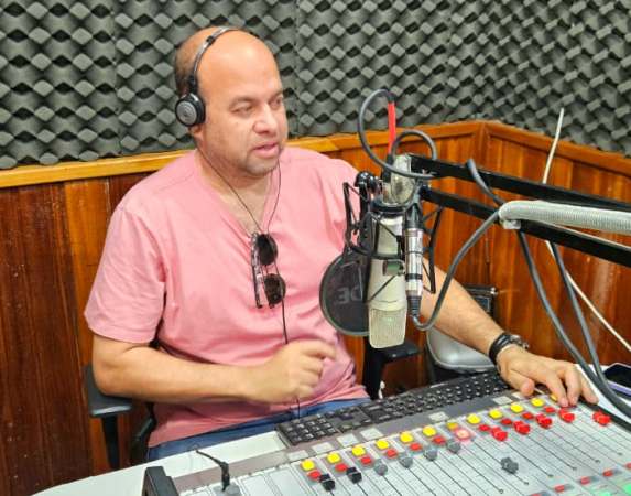 RADIALISTA FABRÍCIO LIMA ESTÁ DE VOLTA AO RÁDIO ITAPETINGUENSE