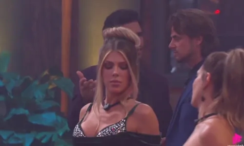 A Fazenda 18: Alfredo e Erthal são detonados por comentários do corpo de Ana Bruna: 'Bunda cheia de enxerto'