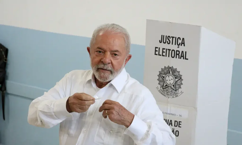 LULA VENCE EM VÁRIOS PAÍSES