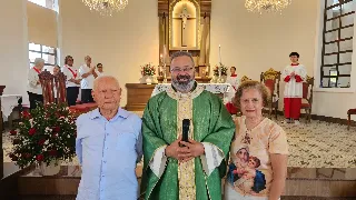 PARABÉNS AO CASAL ITAPETINGUENSE! UMA CELEBRAÇÃO DE VIDA, AMOR E FÉ!