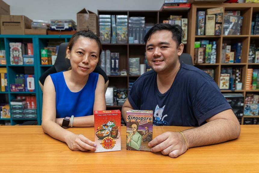 Os jogos de cartas e de tabuleiro com temas locais aumentam à medida que surgem mais designers locais Os jogos de cartas e de tabuleiro com temas locais aumentam à medida que surgem mais designers locais