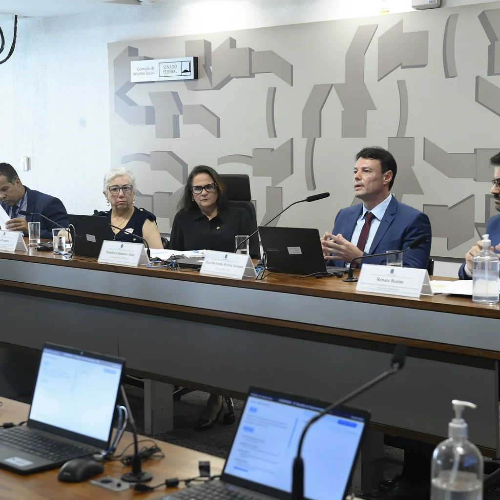 Pesquisa aponta Marina Silva e Simone Tebet na lideranca para o Senado em Sao Paulo