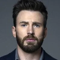 Chris Evans interpreta em Vingadores: Doutor Destino