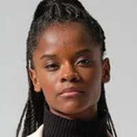Letitia Wright interpreta em Vingadores: Doutor Destino