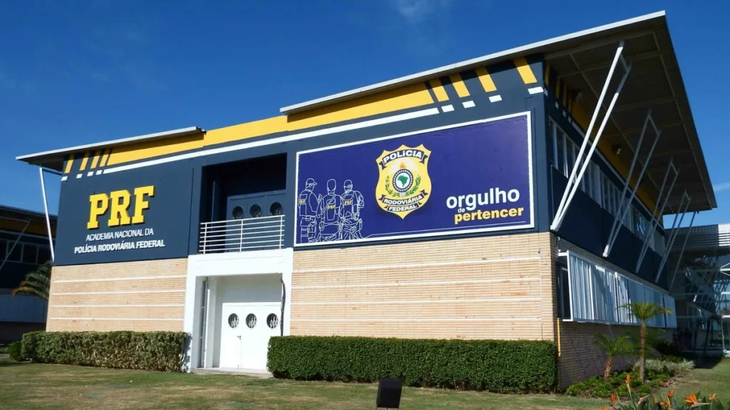 Polícia brasileira mata 18 pessoas por dia, aponta levantamento de 2026